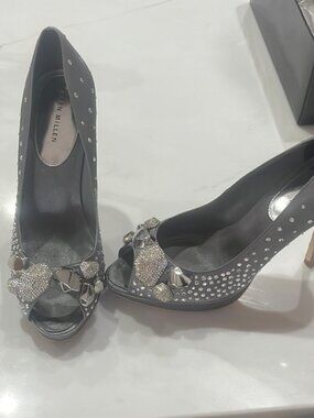 Karen Millen Gray Crystal Stiletto Heels with box